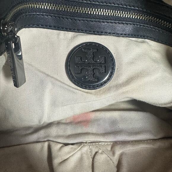 Tory Burch Black Quilted Crossbody Bag - Picture 6 of 10